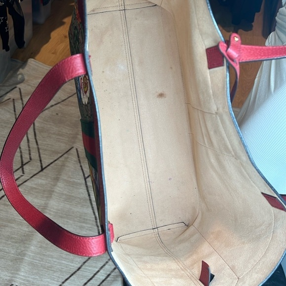 GG Supreme Monogram Flora Web Large Ophidia Red Leather Tote w/Pouch and Divider - Picture 11 of 16